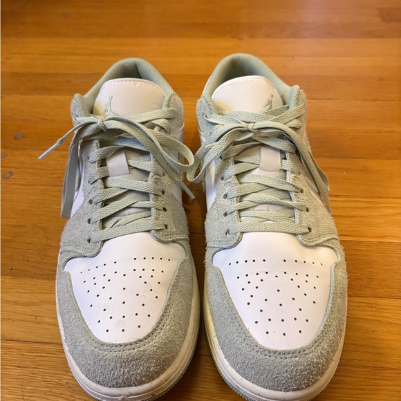 Men's Jordan 1 Low Green Suede US 12.5 - Picture 1 of 5